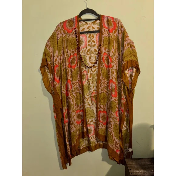 Women's ONEDDER Floral Kimono Olive Green Coral OS - Picture 1 of 6